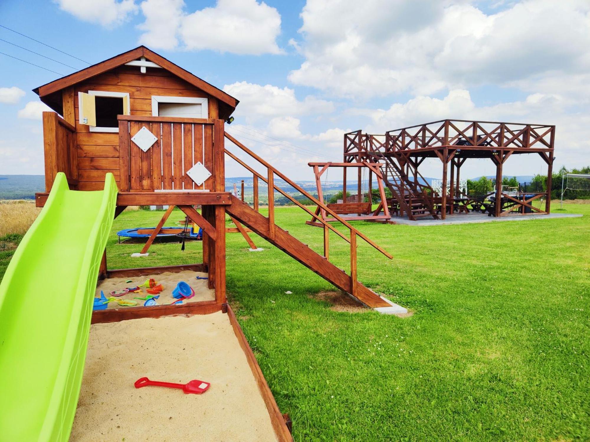 Wichrowe Wzgorze Guest House Krajno Pierwsze Екстериор снимка
